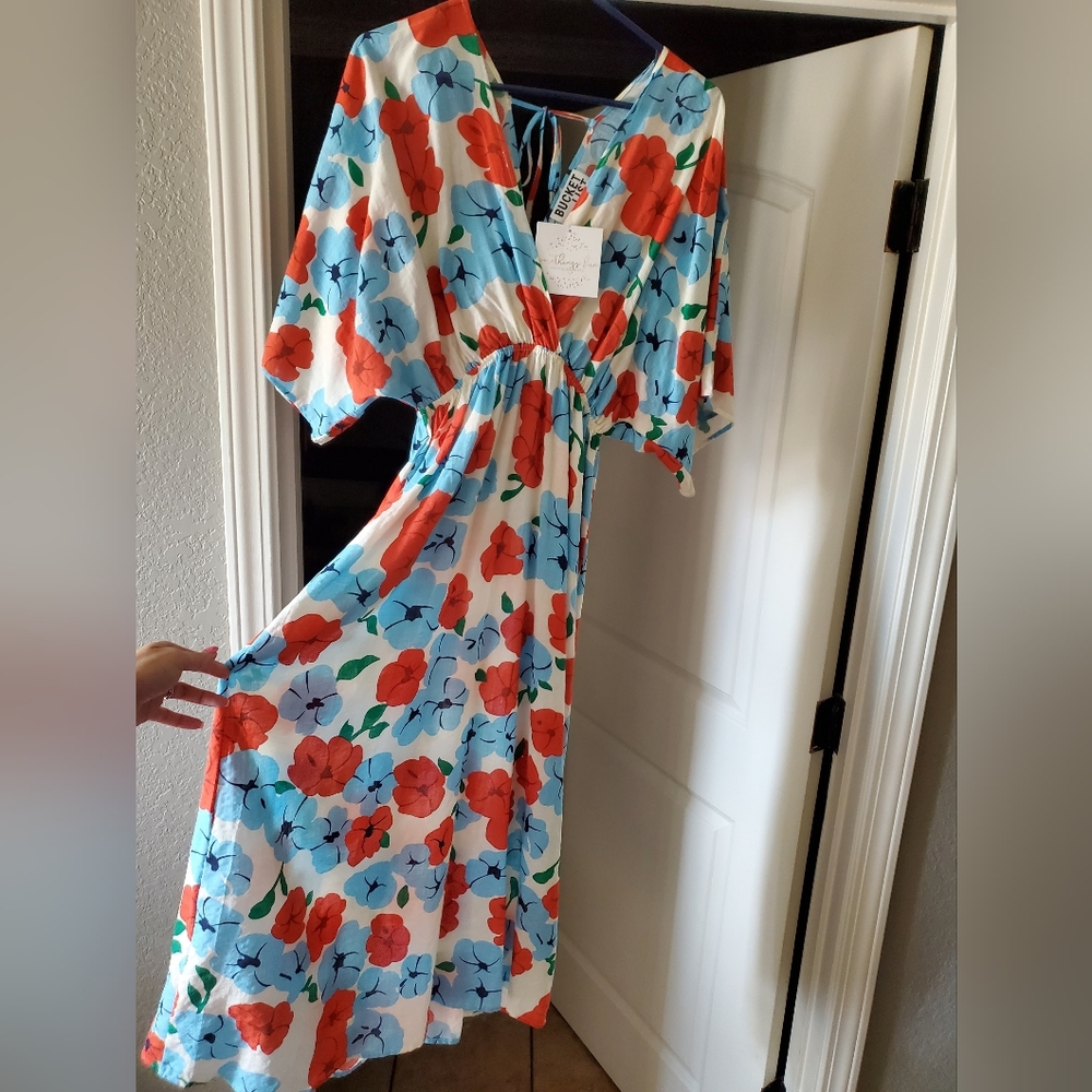 Bucket list dress NWT
